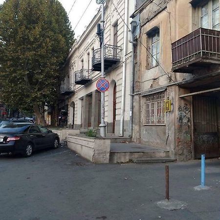 Guliko'S Apartment In ティビリシ エクステリア 写真